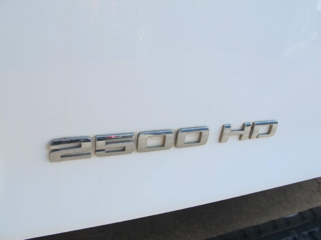 Used 2015 Chevrolet Silverado 2500 W/T w/ WT Convenience Package AWD/4WD image 9