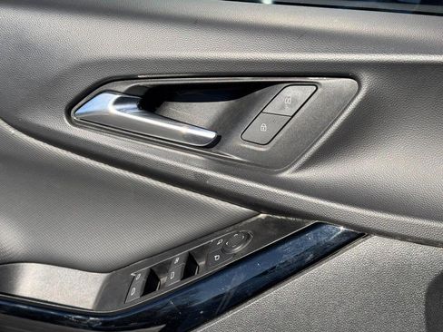 Used 2025 Chevrolet Equinox LT w/ Safety and Technology Package image 23