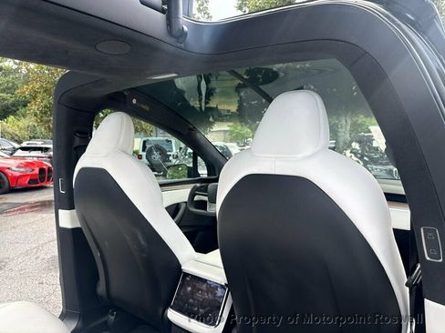 Used 2022 Tesla Model X AWD/4WD image 18