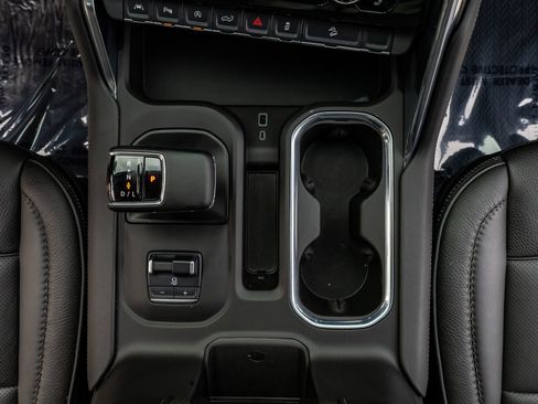 Used 2025 GMC Sierra 1500 Denali w/ Denali Reserve Package image 24