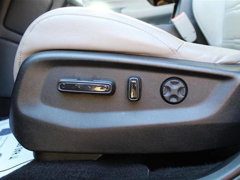 Used 2017 Honda CR-V EX-L image 11