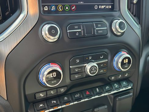 Used 2020 GMC Sierra 1500 Denali w/ Denali Ultimate Package AWD/4WD image 58