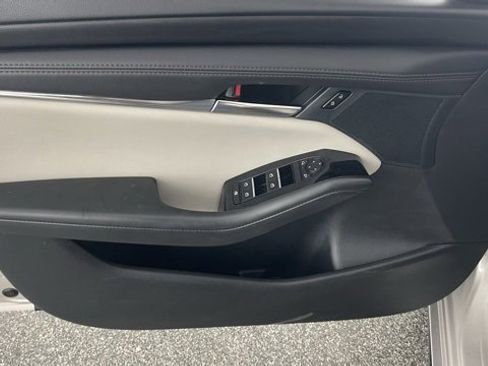 Used 2025 MAZDA MAZDA3 s image 35