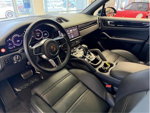 Used 2021 Porsche Cayenne S AWD/4WD image 24