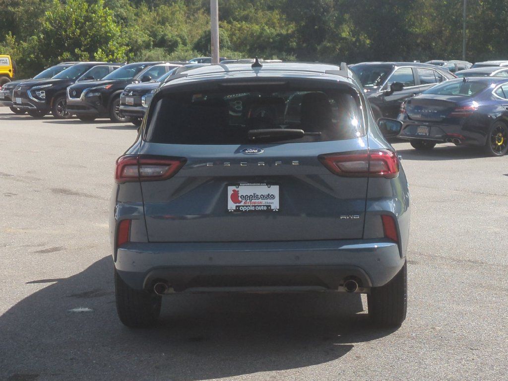 Used 2023 Ford Escape ST-Line w/ Tech Pack #1 AWD/4WD image 6