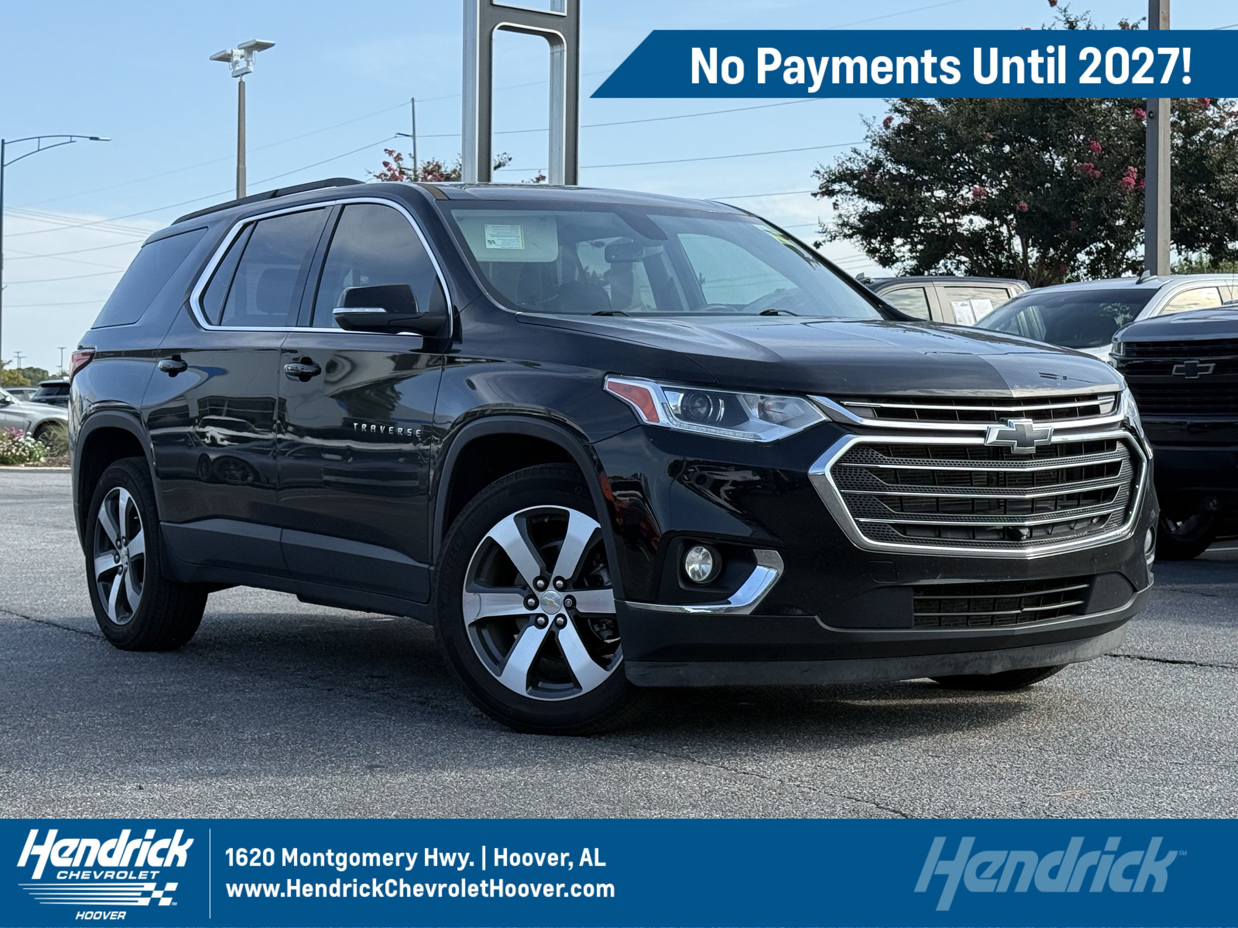 Used 2021 Chevrolet Traverse LT w/ LT Premium Package FWD image 1