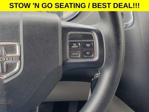 Used 2016 Dodge Grand Caravan SXT FWD image 11