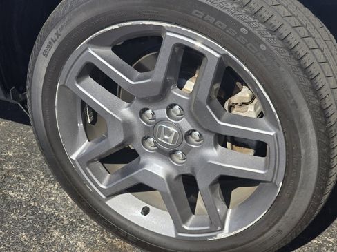 Used 2023 Honda Passport EX-L image 25