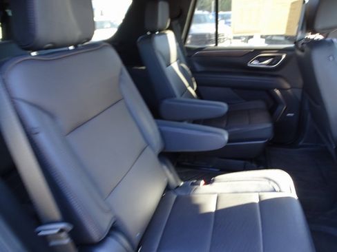 Used 2024 Chevrolet Tahoe High Country image 14