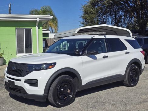 Used 2021 Ford Explorer Police Interceptor Utility AWD image 3