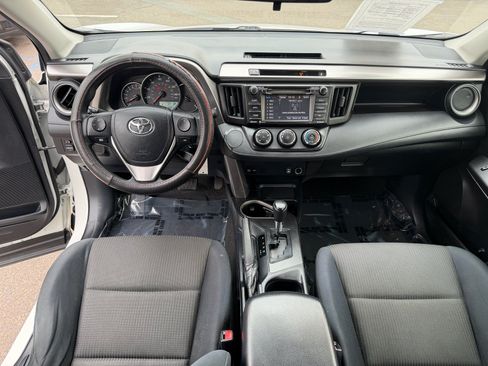 Used 2016 Toyota RAV4 LE AWD/4WD image 13
