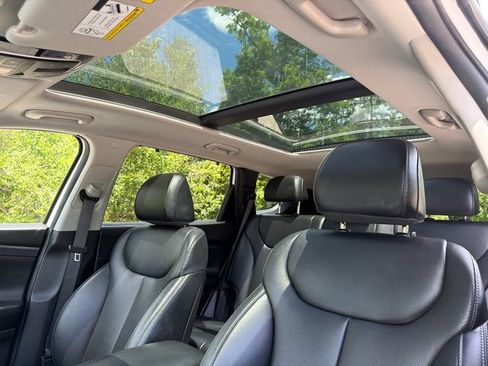 Used 2023 Hyundai Santa Fe SEL Premium w/ Cargo Package AWD/4WD image 38