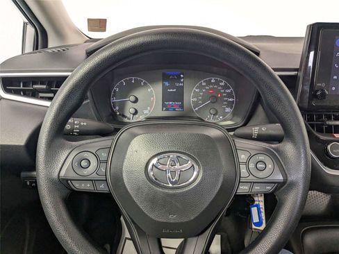 Certified 2025 Toyota Corolla LE FWD image 16