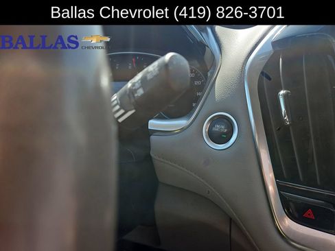 Used 2020 Chevrolet Traverse LT FWD image 17