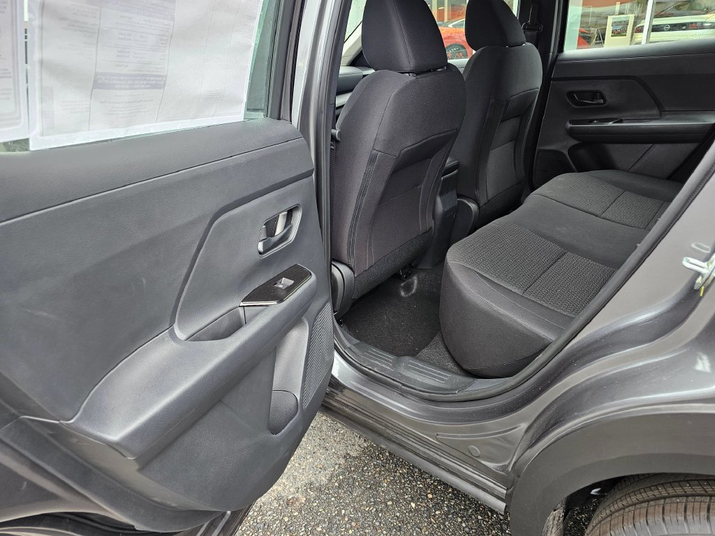 New 2027 Nissan Kicks S FWD image 11