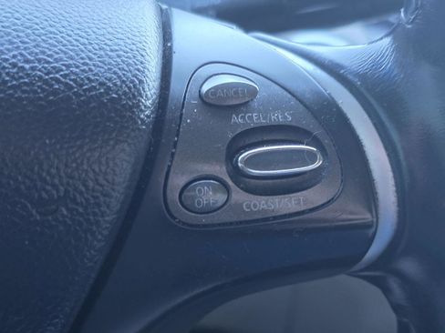 Used 2011 INFINITI M56 x w/ Deluxe Touring Pkg image 13