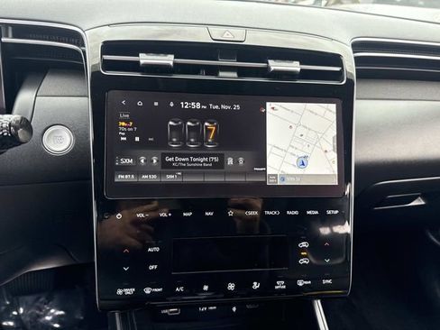 Certified 2022 Hyundai Tucson Limited image 25