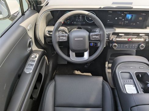 New 2026 Hyundai Palisade Calligraphy FWD image 16