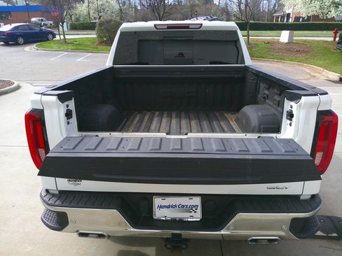 Used 2020 GMC Sierra 1500 SLT w/ SLT Premium Plus Package image 32