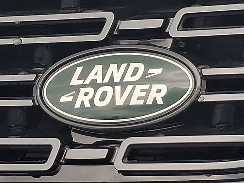 New 2026 Land Rover Range Rover Sport Dynamic SE AWD/4WD image 17