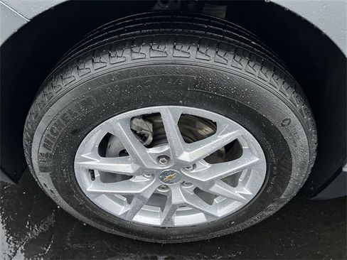 Certified 2024 Chevrolet Equinox LT w/ LPO, Floor Liner Package image 17