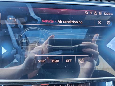 Used 2019 Audi Q8 Premium Plus w/ Premium Plus image 48