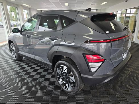Used 2025 Hyundai Kona SEL AWD/4WD image 5