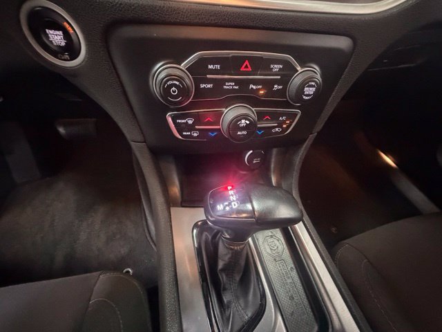 Used 2022 Dodge Charger R/T w/ Blacktop Package RWD image 20