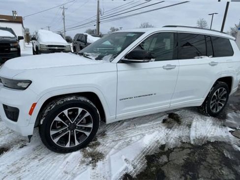 Used 2021 Jeep Grand Cherokee L Overland w/ Luxury Tech Group IV image 6