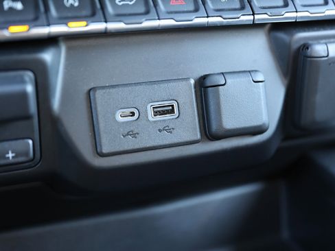 Used 2019 Chevrolet Silverado 1500 RST w/ All-Star Edition image 36