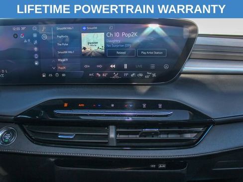 Used 2025 Buick Enclave Avenir w/ Trailering Package, 5000 lbs. AWD/4WD image 20