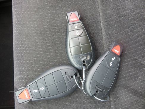 Used 2014 Dodge Grand Caravan SE w/ Quick Order Package 29E SE FWD image 30