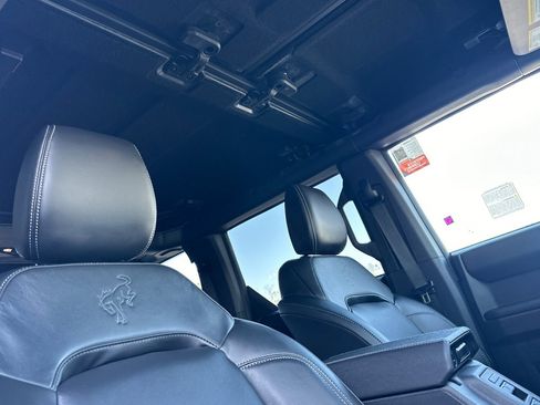 New 2025 Ford Bronco Outer Banks w/ Sasquatch Package image 17