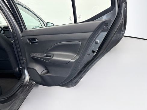 Used 2025 Nissan Versa SV FWD image 29