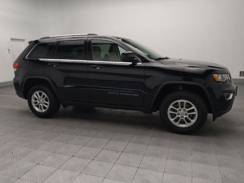 Used 2019 Jeep Grand Cherokee Laredo image 11