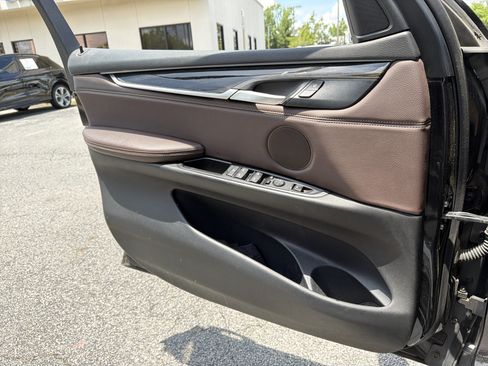 Used 2018 BMW X5 sDrive35i RWD image 12