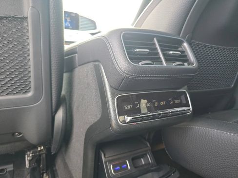 Used 2024 Mercedes-Benz GLS 450 4MATIC image 24