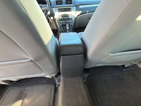 Used 2011 Ford Fusion SE w/ 202A Rapid Spec Order Code image 21