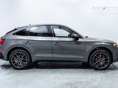 Used 2025 Audi SQ5 Premium Plus w/ Premium Plus Package image 8