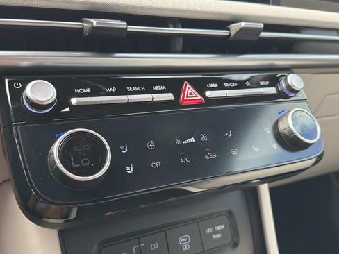 Used 2025 Hyundai Tucson Limited FWD image 26