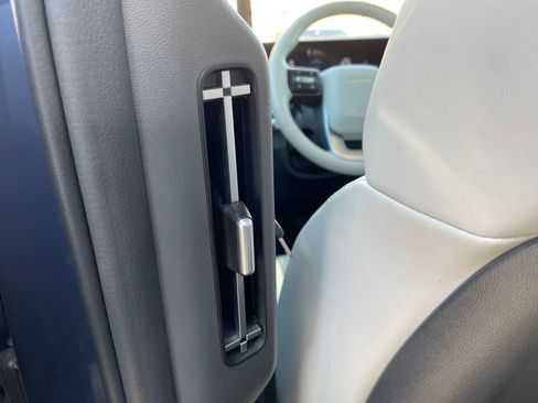 Used 2025 Hyundai Santa Fe SEL image 24