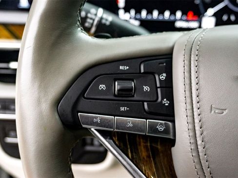 Used 2023 Cadillac Escalade Sport Platinum image 18