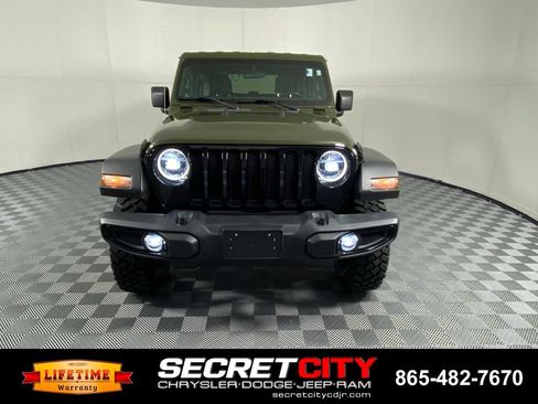 Used 2021 Jeep Wrangler Sport AWD/4WD image 2