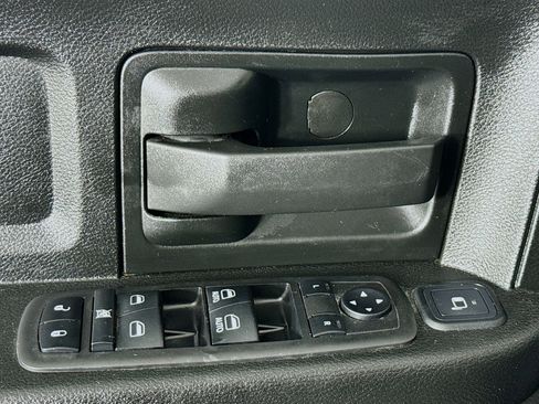 Used 2023 RAM 3500 Tradesman image 22