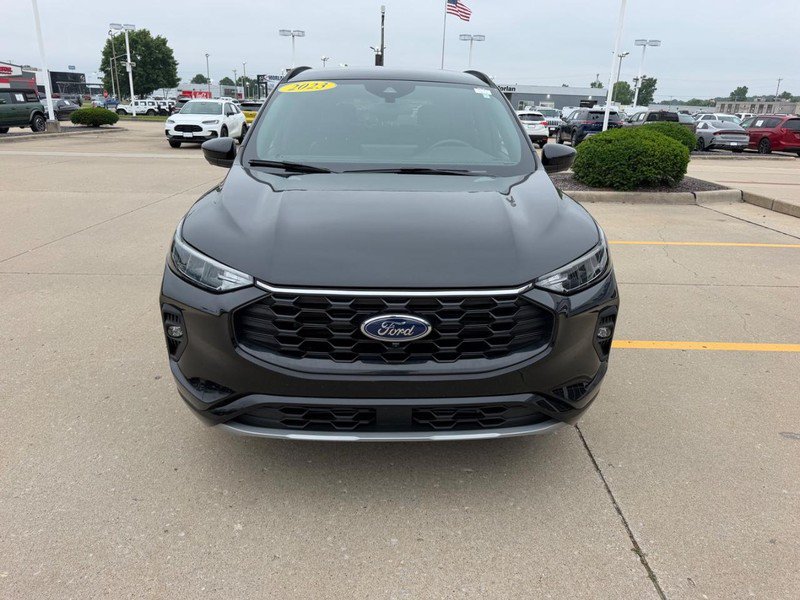 Used 2023 Ford Escape ST-Line Select w/ Tech Pack #2 AWD/4WD image 8