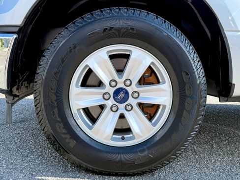 Used 2017 Ford F150 XLT w/ Equipment Group 301A Mid AWD/4WD image 5
