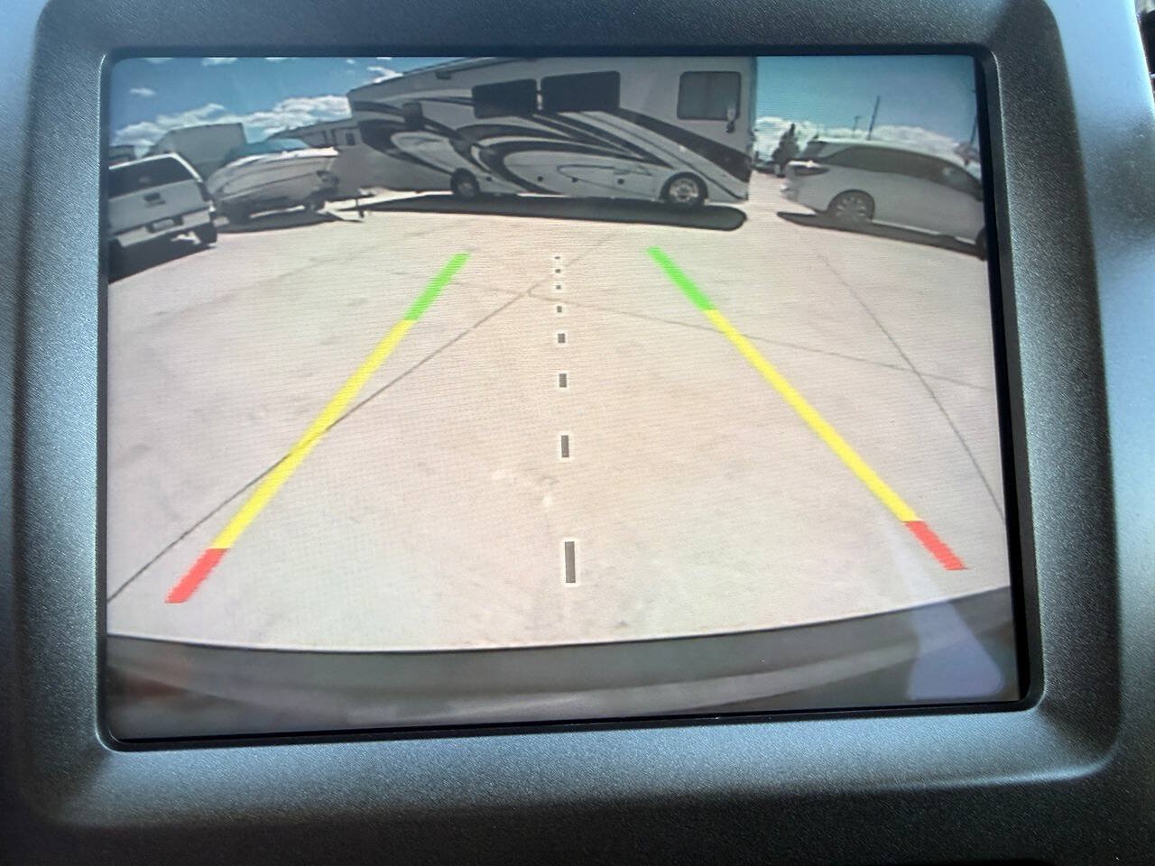 Used 2021 Jeep Cherokee Trailhawk w/ Technology Group AWD/4WD image 37