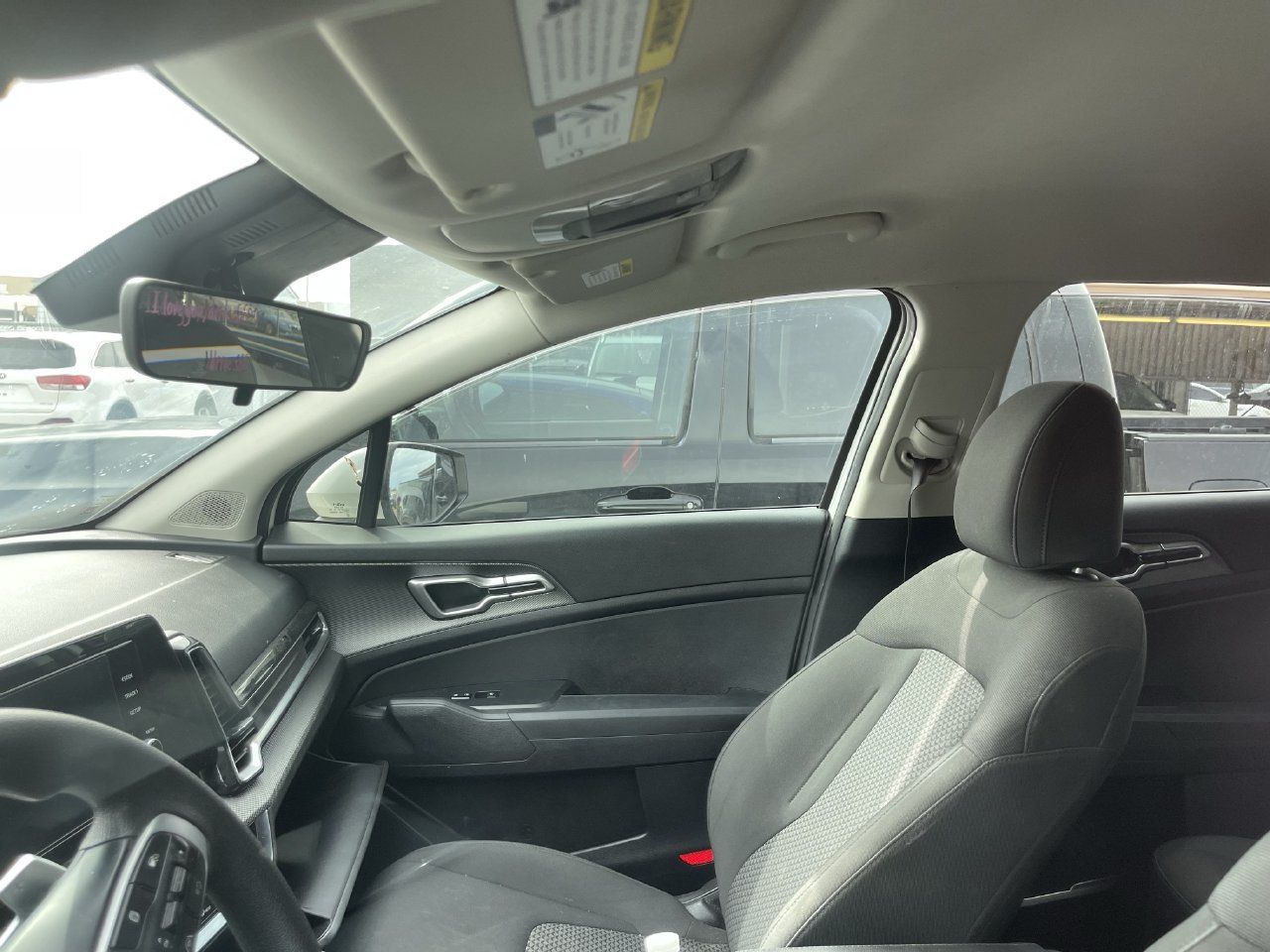 Used 2023 Kia Sportage LX AWD/4WD image 11