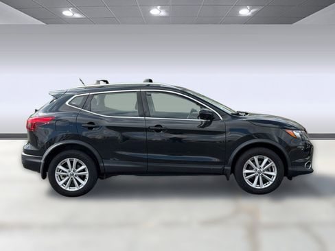 Used 2019 Nissan Rogue Sport SV w/ Technology Package image 6