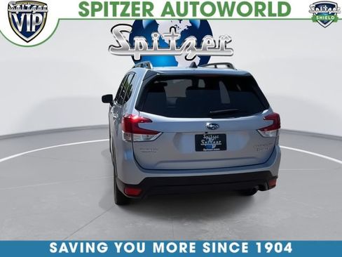 Used 2024 Subaru Forester Premium AWD/4WD image 9